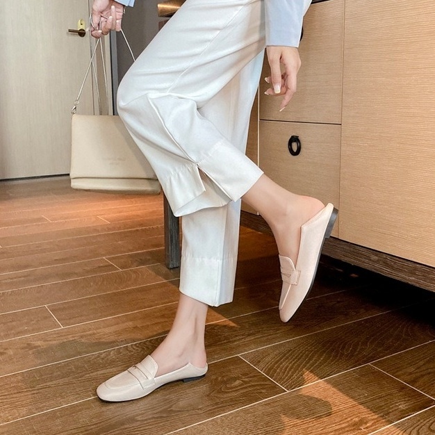 ローファー ローヒール ペニーローファー ブラック 1cmヒール 2way 韓国 レディース オルチャン 黒 歩きやすい 普段使い 存在感 ボーイッシュ 23.0cm 24.5cm ローファー ローヒール ペニーローファー ブラック 1cmヒール 2way 韓国 レディース オルチャン 黒 歩きやすい 普段使い 存在感 ボーイッシュ 23.0cm 24.5cm