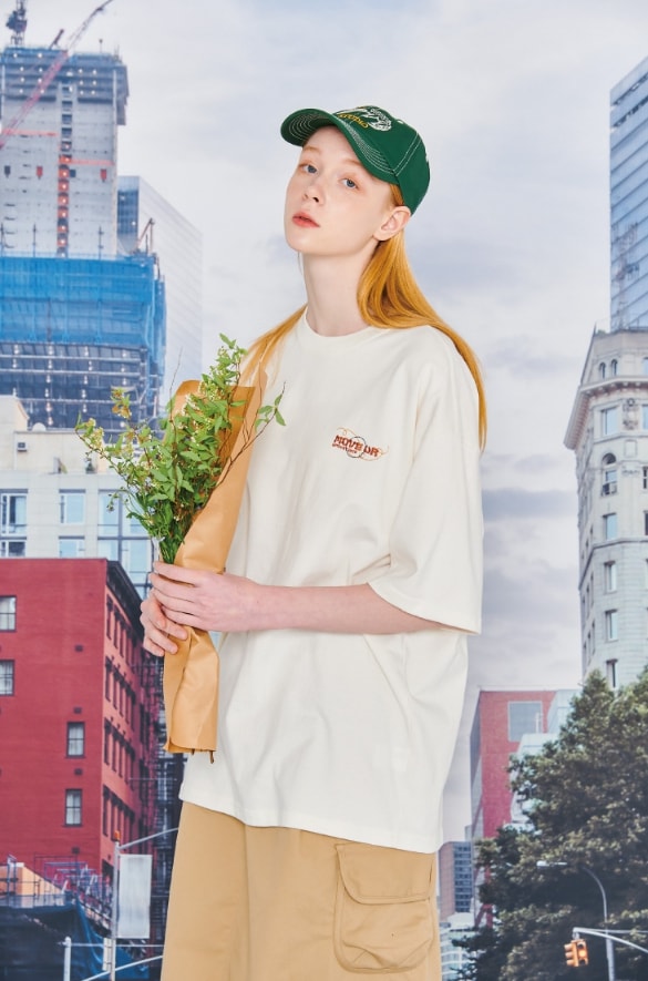 【CPGN STUDIO】Platypus Embroidery Short Sleeve CPGN STUDIO】 Platypus Embroidery Short Sleeve Tシャツ