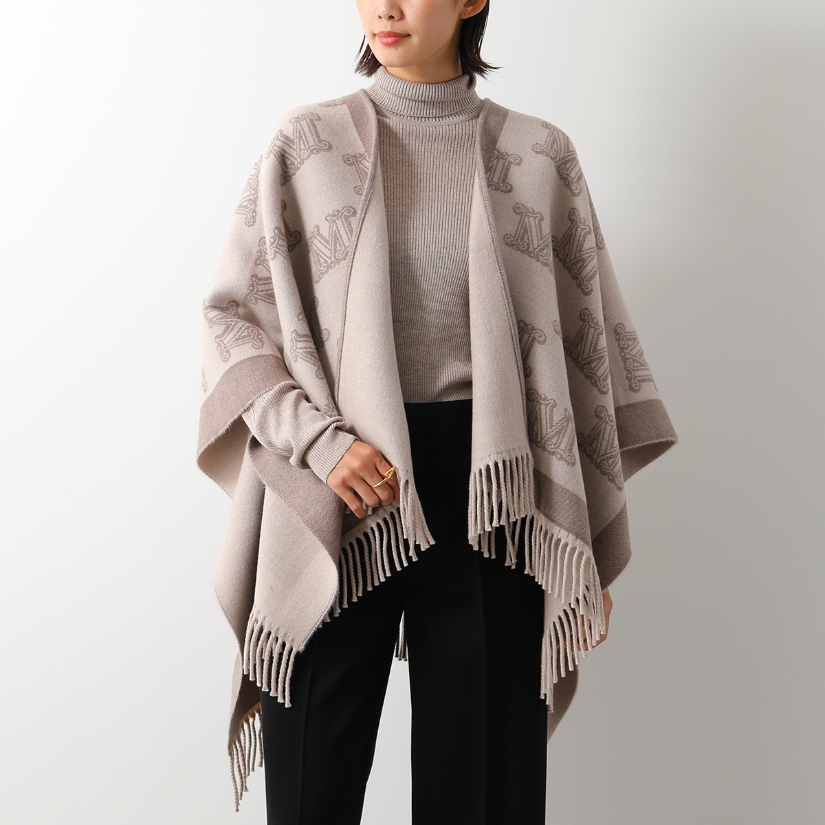 MAX MARA マックスマーラ ケープ FRINE フリンジ レディース ポンチョ ストール ウール ジャガードロゴ フリンジ ピンブローチ付き カラー5色
