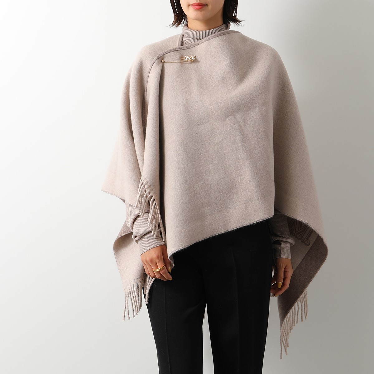 MAX MARA マックスマーラ ケープ FRINE フリンジ レディース ポンチョ ストール ウール ジャガードロゴ フリンジ ピンブローチ付き カラー5色
