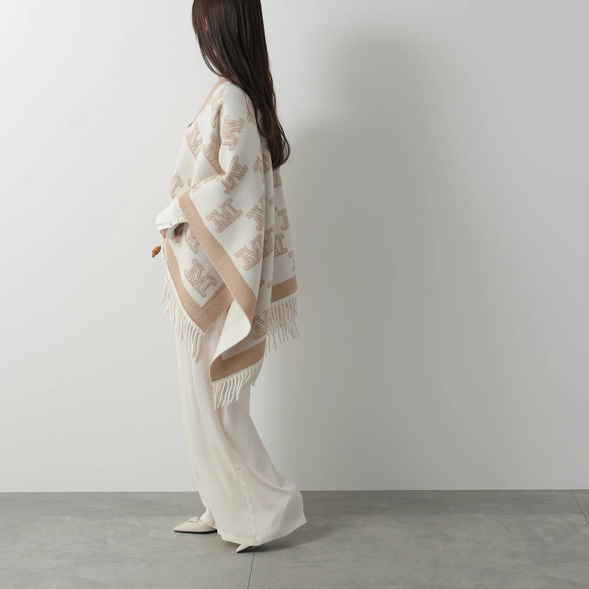 MAX MARA マックスマーラ ケープ FRINE フリンジ レディース ポンチョ ストール ウール ジャガードロゴ フリンジ ピンブローチ付き カラー5色