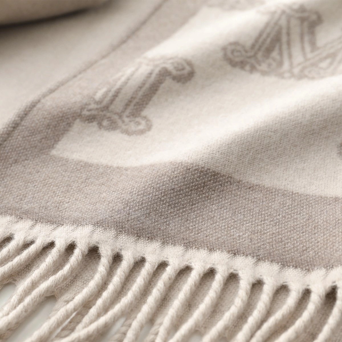 MAX MARA マックスマーラ ケープ FRINE フリンジ レディース ポンチョ ストール ウール ジャガードロゴ フリンジ ピンブローチ付き カラー5色