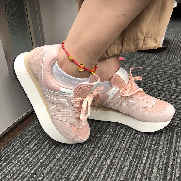 Qoo10] new balance WL574ZACサイズB細身タイプ Al