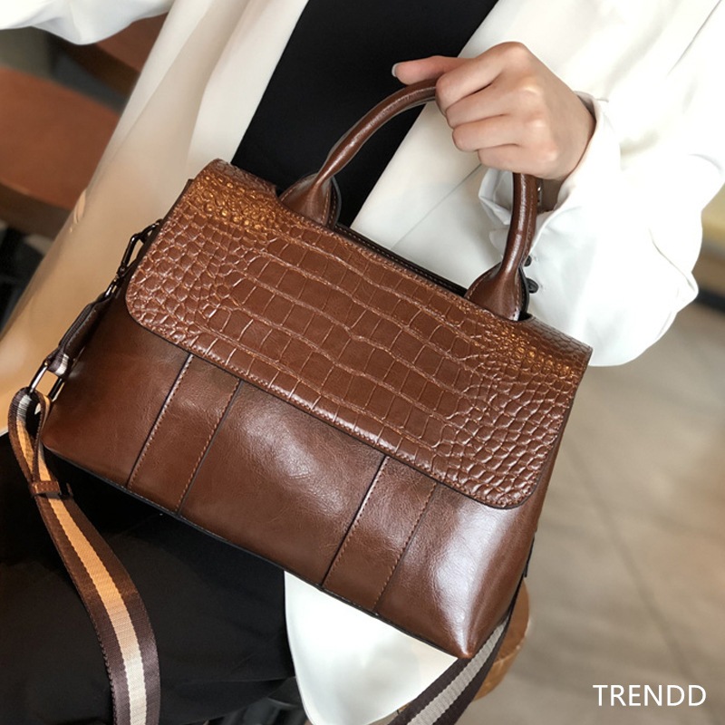 【即納 品質保証】本革 韓国 バケツバッグ ショルダーバッグ レディース 2wayバッグ 斜めがけバッグ トートバ ッグ 大容量 バッグ 通勤 肩ベルト調節可能 カバン バック 斜め掛け 母の日 【即納 品質保証】本革 韓国 バケツバッグ ショルダーバッグ レディース 2wayバッグ 斜めがけバッグ トートバ ッグ 大容量 バッグ 通勤 肩ベルト調節可能 カバン バック 斜め掛け 母の日