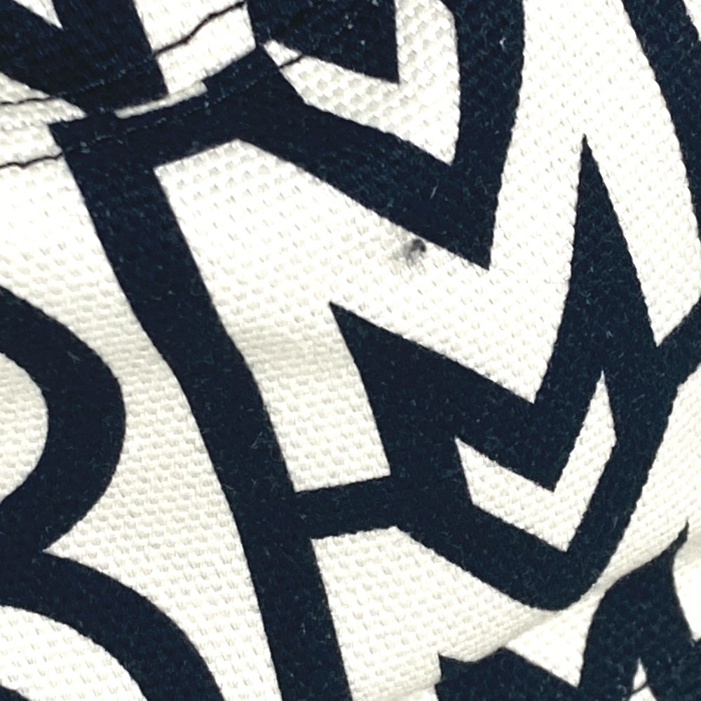 ハット FXQ910 ロゴ 総柄 マークジェイコブス MARC JACOBS コラボ ハット帽 帽子 バケットハット ボブハット コットン ホワイト ハット FXQ910 ロゴ 総柄 マークジェイコブス MARC JACOBS コラボ ハット帽 帽子 バケットハット ボブハット コットン ホワイト