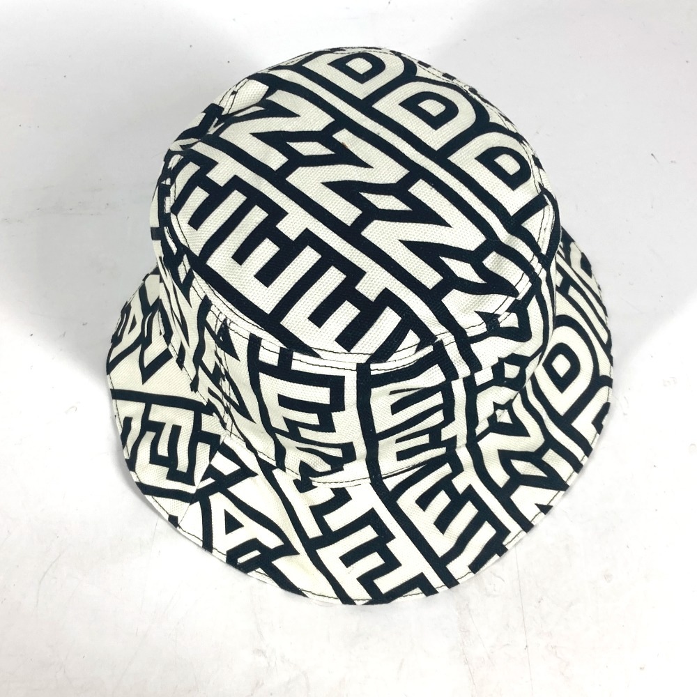 ハット FXQ910 ロゴ 総柄 マークジェイコブス MARC JACOBS コラボ ハット帽 帽子 バケットハット ボブハット コットン ホワイト ハット FXQ910 ロゴ 総柄 マークジェイコブス MARC JACOBS コラボ ハット帽 帽子 バケットハット ボブハット コットン ホワイト