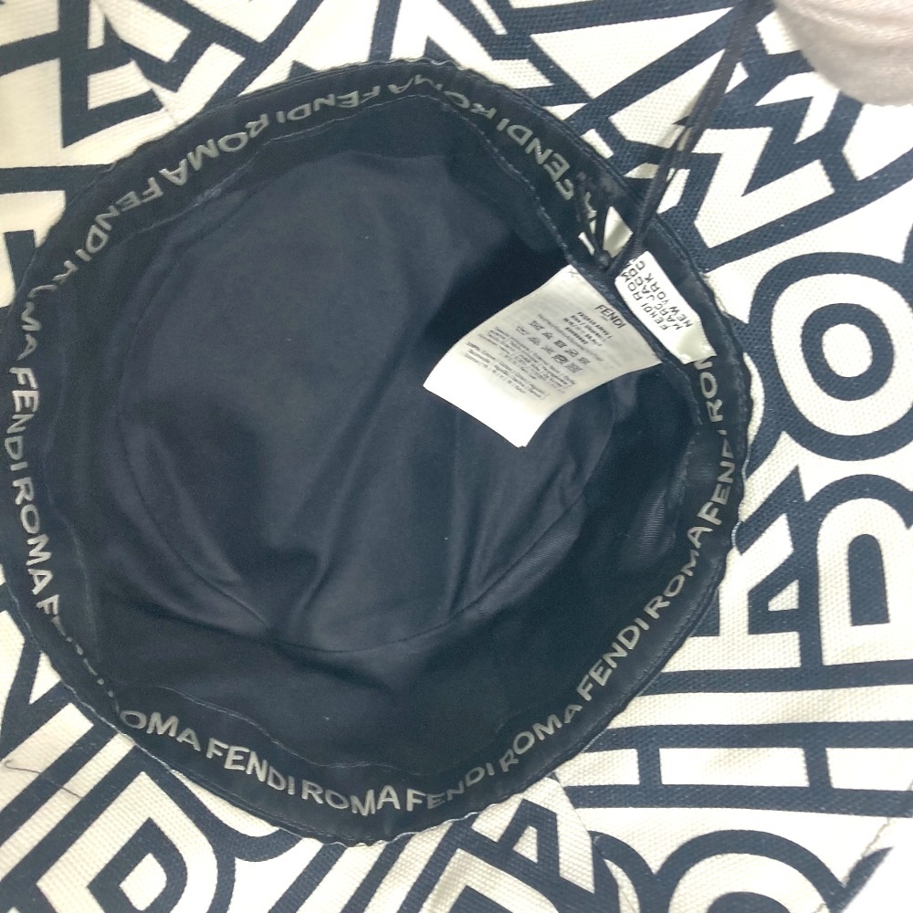 ハット FXQ910 ロゴ 総柄 マークジェイコブス MARC JACOBS コラボ ハット帽 帽子 バケットハット ボブハット コットン ホワイト ハット FXQ910 ロゴ 総柄 マークジェイコブス MARC JACOBS コラボ ハット帽 帽子 バケットハット ボブハット コットン ホワイト