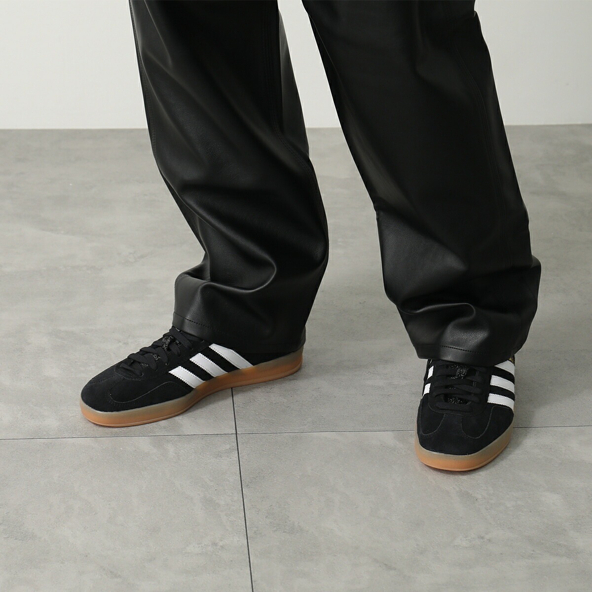 adidas Originals アディダスオリジナルス スニーカー GAZELLE INDOOR ガゼル インドア JI2060 メンズ ローカット スウェード 靴 CBLACK/FTWWHT/GU adidas Originals アディダスオリジナルス スニーカー GAZELLE INDOOR ガゼル インドア JI2060 メンズ ローカット スウェード 靴 CBLACK/FTWWHT/GU
