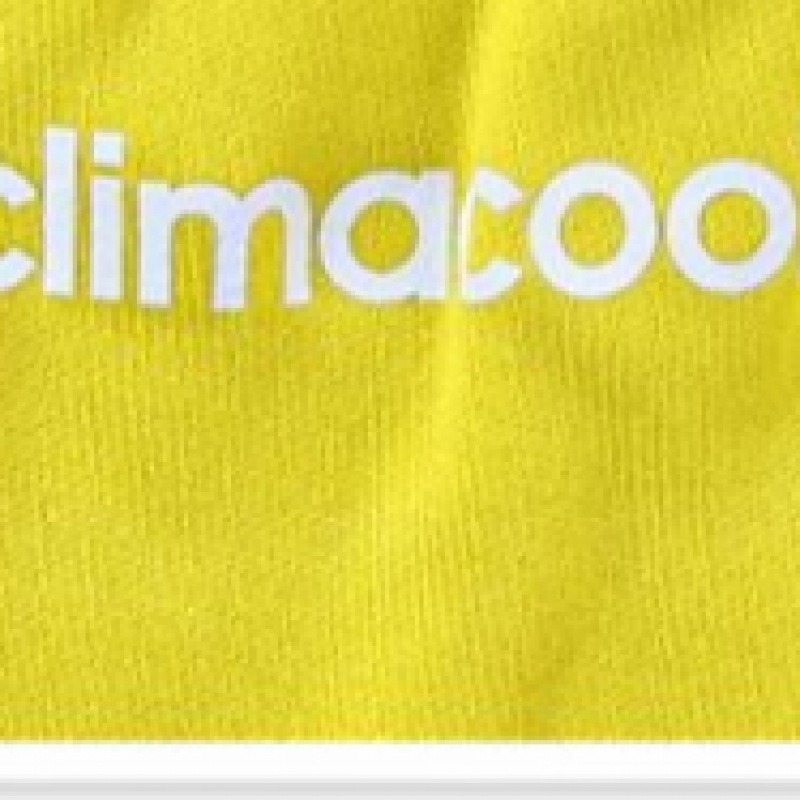 アディダスのF50658（レジスタ14ショートユース）