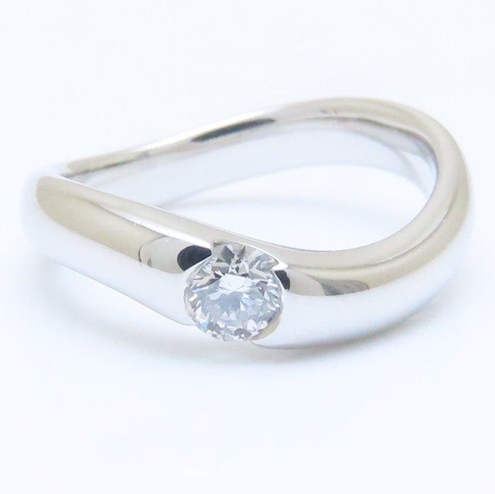 俄 NIWAKA ダイヤモンド リング 指輪 一粒ダイヤモンド 6.5号 Pt950プラチナ/293753【中古】 俄 NIWAKA ダイヤモンド リング 指輪 一粒ダイヤモンド 6.5号 Pt950プラチナ/293753【中古】