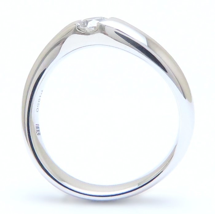 俄 NIWAKA ダイヤモンド リング 指輪 一粒ダイヤモンド 6.5号 Pt950プラチナ/293753【中古】 俄 NIWAKA ダイヤモンド リング 指輪 一粒ダイヤモンド 6.5号 Pt950プラチナ/293753【中古】