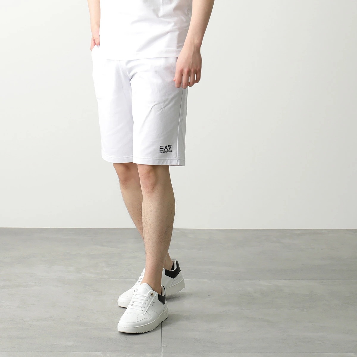 EA7 EMPORIO ARMANI エアセッテ エンポリオアルマーニ スウェットパンツ 8NPS02 PJ05Z メンズ ハーフパンツ ロゴ コットン カラー EA7 EMPORIO ARMANI エアセッテ エンポリオアルマーニ スウェットパンツ 8NPS02 PJ05Z メンズ ハーフパンツ ロゴ コットン カラー