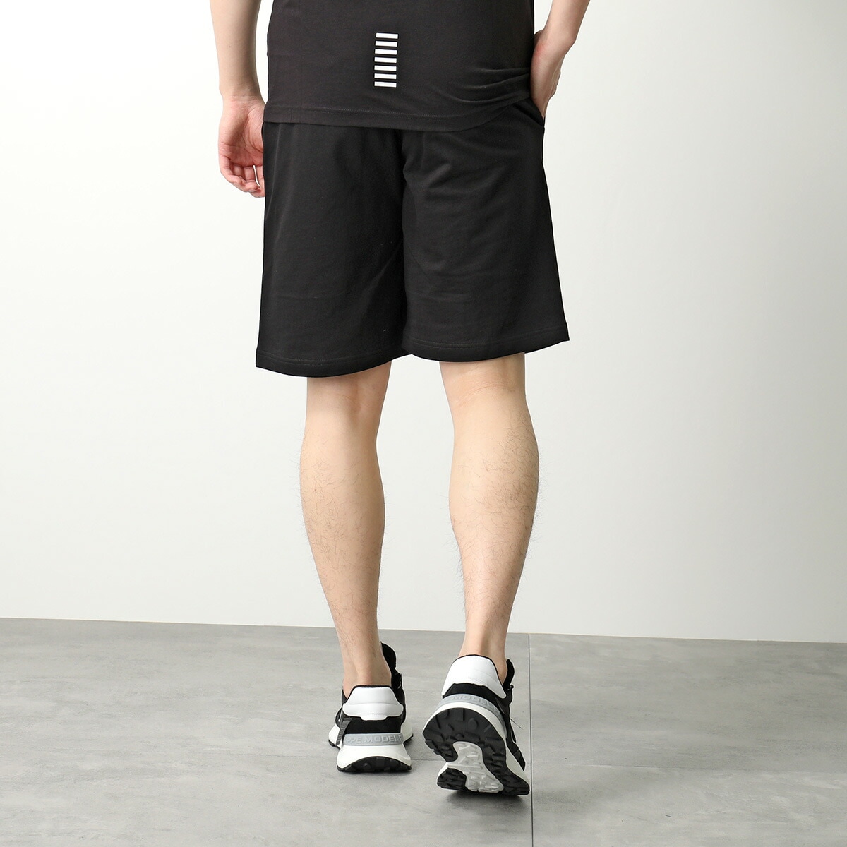 EA7 EMPORIO ARMANI エアセッテ エンポリオアルマーニ スウェットパンツ 8NPS02 PJ05Z メンズ ハーフパンツ ロゴ コットン カラー EA7 EMPORIO ARMANI エアセッテ エンポリオアルマーニ スウェットパンツ 8NPS02 PJ05Z メンズ ハーフパンツ ロゴ コットン カラー