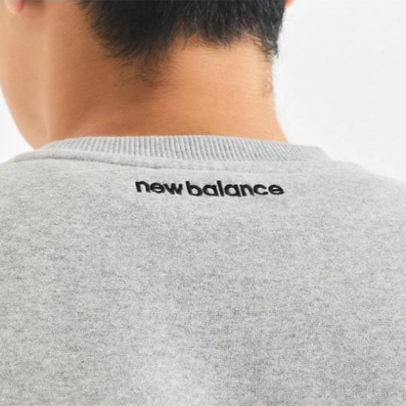 ニューバランス UNI エッセンシャル起毛スウェットシャツスタンダードフィット NBNCD41013_AC ニューバランス UNI エッセンシャル起毛スウェットシャツスタンダードフィット NBNCD41013_AC