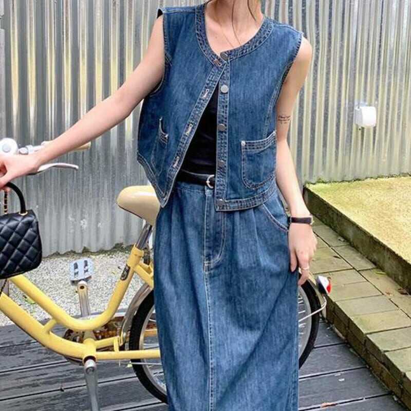 セットアップ ベスト デニムスカート ミドル丈 袖なし 上下セット 2点セット ツーピース かわいい 大人可愛い シンプル カジュアル おしゃれ かっこいい レトロ 大人女子 こなれ感 ラフ