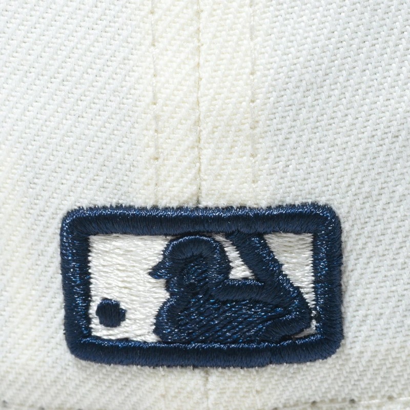 ニュー エラ NEW ERA LP 59FIFTY White Pack ニューヨークヤンキース クローム ストーンバイザー キャップ 帽子