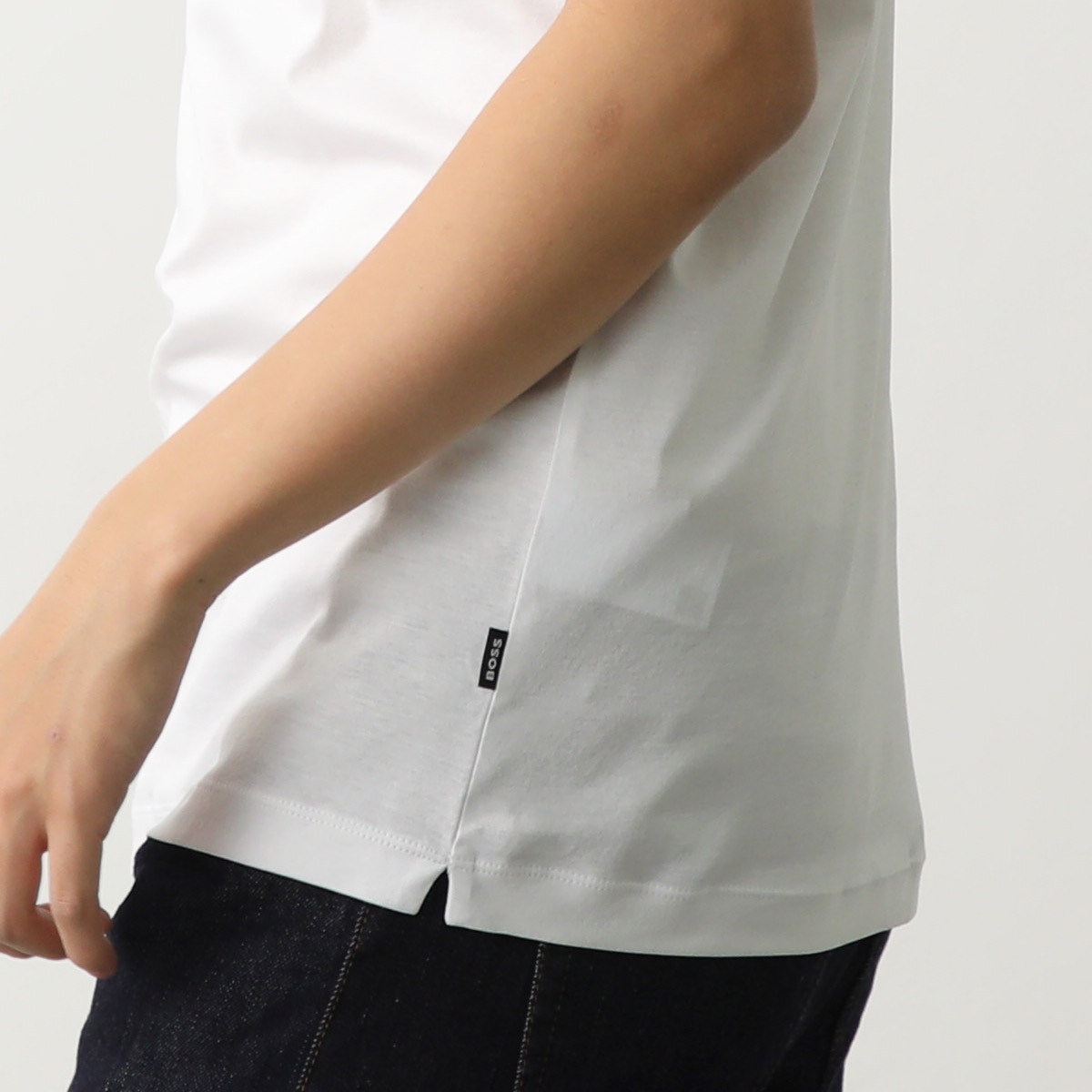 HUGO BOSS ヒューゴボス Tシャツ 50523931 メンズ 半袖 クルーネック コットン カットソー 無地 ロゴ スリムフィット カラー3色 HUGO BOSS ヒューゴボス Tシャツ 50523931 メンズ 半袖 クルーネック コットン カットソー 無地 ロゴ スリムフィット カラー3色