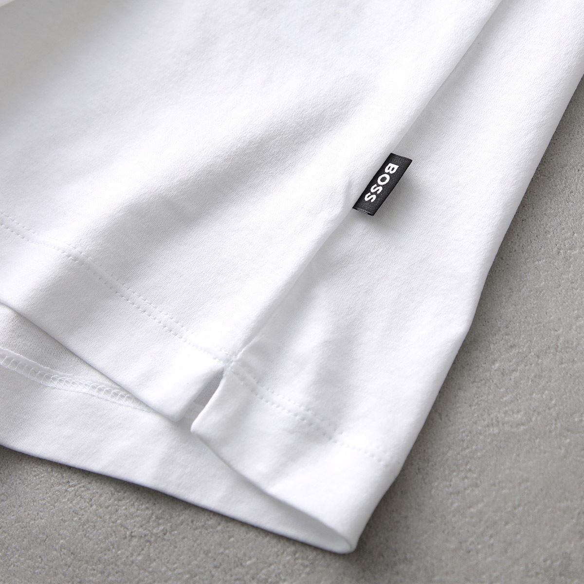 HUGO BOSS ヒューゴボス Tシャツ 50523931 メンズ 半袖 クルーネック コットン カットソー 無地 ロゴ スリムフィット カラー3色 HUGO BOSS ヒューゴボス Tシャツ 50523931 メンズ 半袖 クルーネック コットン カットソー 無地 ロゴ スリムフィット カラー3色