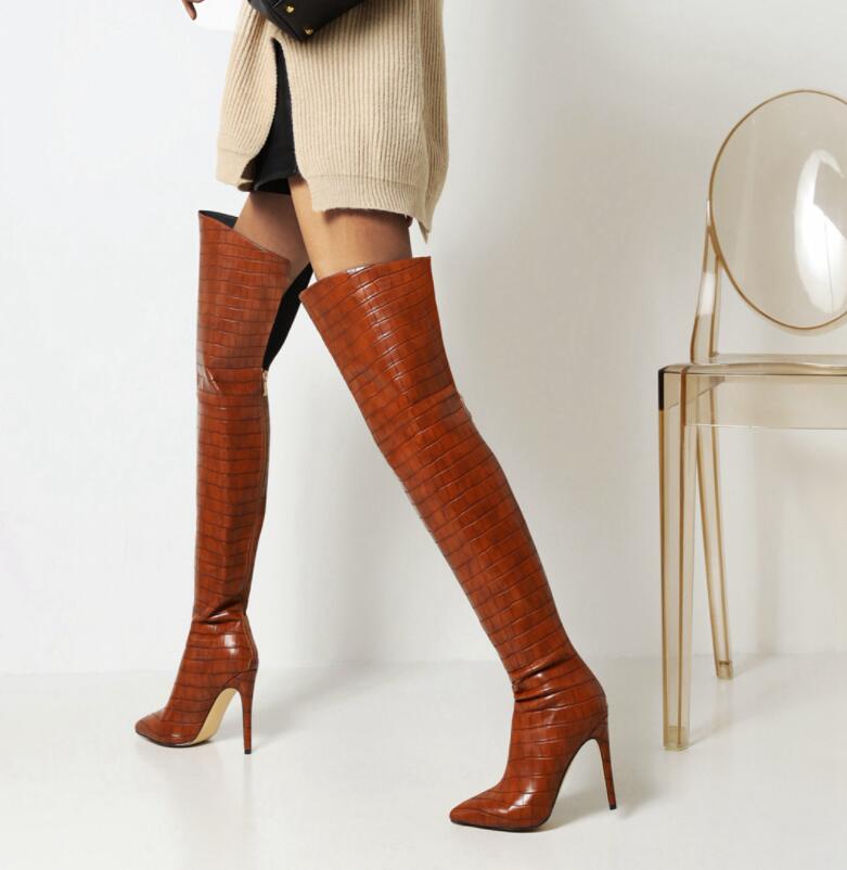 お見逃しなくレディースブーツ ニーハイブーツ エナメル 10センチ 超ハイヒール 光沢 ロング丈 秋冬 春秋 サイハイブーツ 大きいサイズ 小さいサイズ ピンヒール スーパーロングブーツ ダンス 舞台 お見逃しなくレディースブーツ ニーハイブーツ エナメル 10センチ 超ハイヒール 光沢 ロング丈 秋冬 春秋 サイハイブーツ 大きいサイズ 小さいサイズ ピンヒール スーパーロングブーツ ダンス 舞台