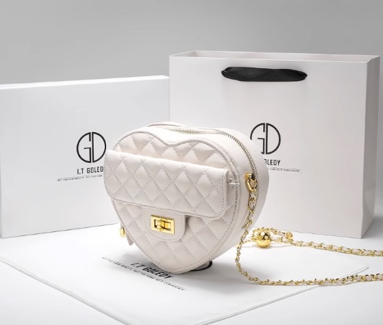 鞄 バック ショルダー ショルダーバック かわいい 大人可愛い きれいめ シンプル カジュアル 大人 上品 おしゃれ お洒落 かっこいい レトロ 大人可愛い 大人女子 こなれ感 ラフ 1 鞄 バック ショルダー ショルダーバック かわいい 大人可愛い きれいめ シンプル カジュアル 大人 上品 おしゃれ お洒落 かっこいい レトロ 大人可愛い 大人女子 こなれ感 ラフ 1