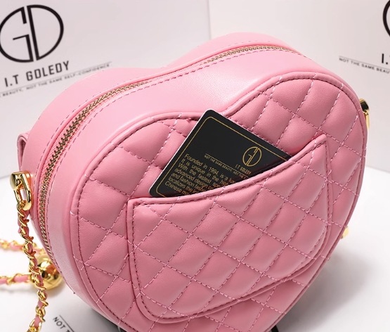 鞄 バック ショルダー ショルダーバック かわいい 大人可愛い きれいめ シンプル カジュアル 大人 上品 おしゃれ お洒落 かっこいい レトロ 大人可愛い 大人女子 こなれ感 ラフ 1 鞄 バック ショルダー ショルダーバック かわいい 大人可愛い きれいめ シンプル カジュアル 大人 上品 おしゃれ お洒落 かっこいい レトロ 大人可愛い 大人女子 こなれ感 ラフ 1