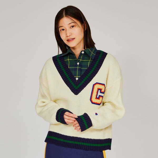 返品交換不可 在庫一掃 Champion チャンピオン Vネックセーター レディース CW-A017-020 即納