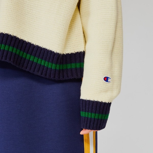 返品交換不可 在庫一掃 Champion チャンピオン Vネックセーター レディース CW-A017-020 即納