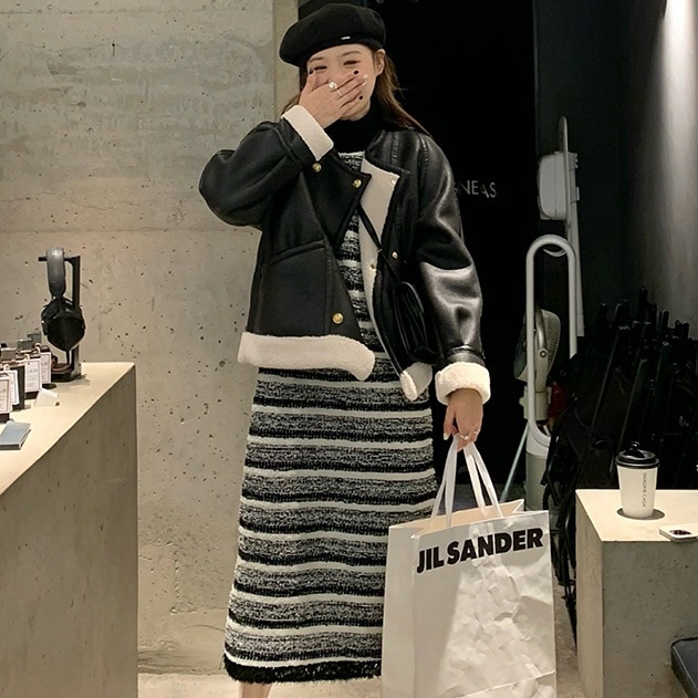 ワンピース ミモレ丈ワンピース ノースリーブワンピース ミモレ丈 バックスリット セミフレア かわいい 大人可愛い きれいめ シンプル 上品 おしゃれ 大人女子 レトロ きちんと こなれ感 個性的
