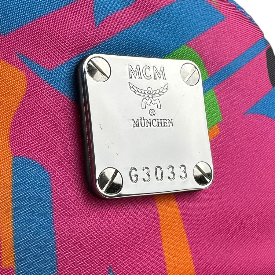 エム シー エム MCM ボディバッグ 斜め掛けショルダーバッグ ナイロン