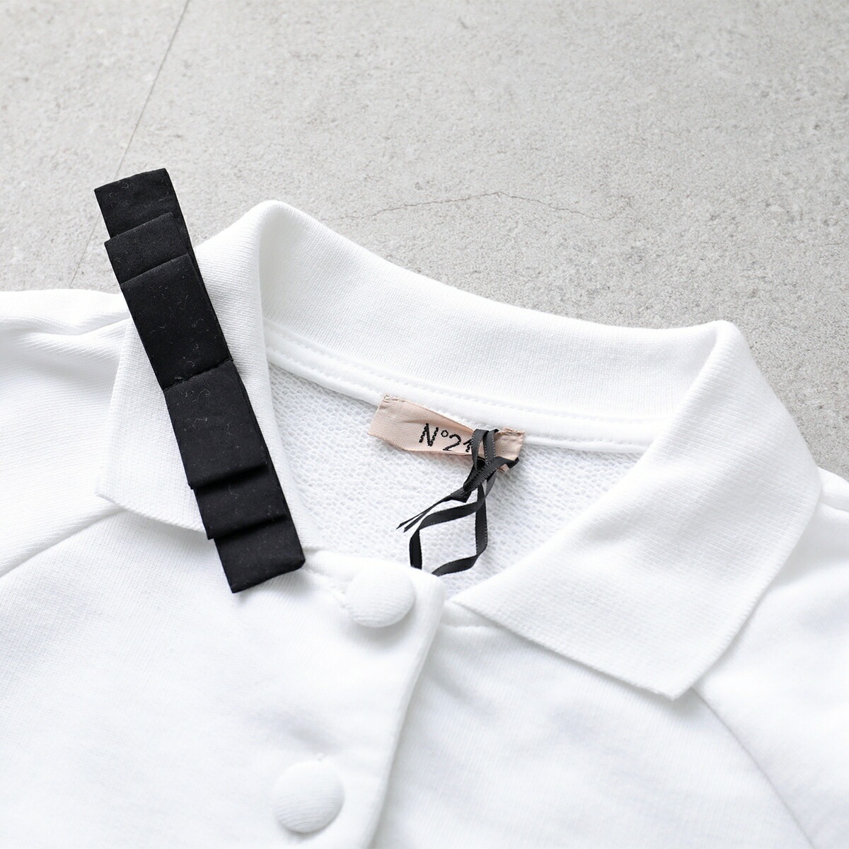 N21 KIDS ヌメロヴェントゥーノ キッズ スウェット N2101T N0154 レディース ガールズ 襟付き トレーナー 長袖 リボン ロゴ 刺繍 0N1 【mega】 N21 KIDS ヌメロヴェントゥーノ キッズ スウェット N2101T N0154 レディース ガールズ 襟付き トレーナー 長袖 リボン ロゴ 刺繍 0N1 【mega】