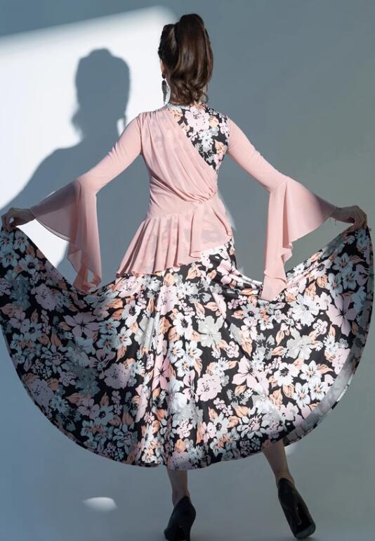 モダンダンス 社交ダンス ラテン衣装 社交ダンスドレス 練習着 演出用 技デモ タンゴ モダン 大きい裾 ダンススカート 広がる 演出服 舞台演出ロングドレス 大きいサイズ ピンク ブルー M L X