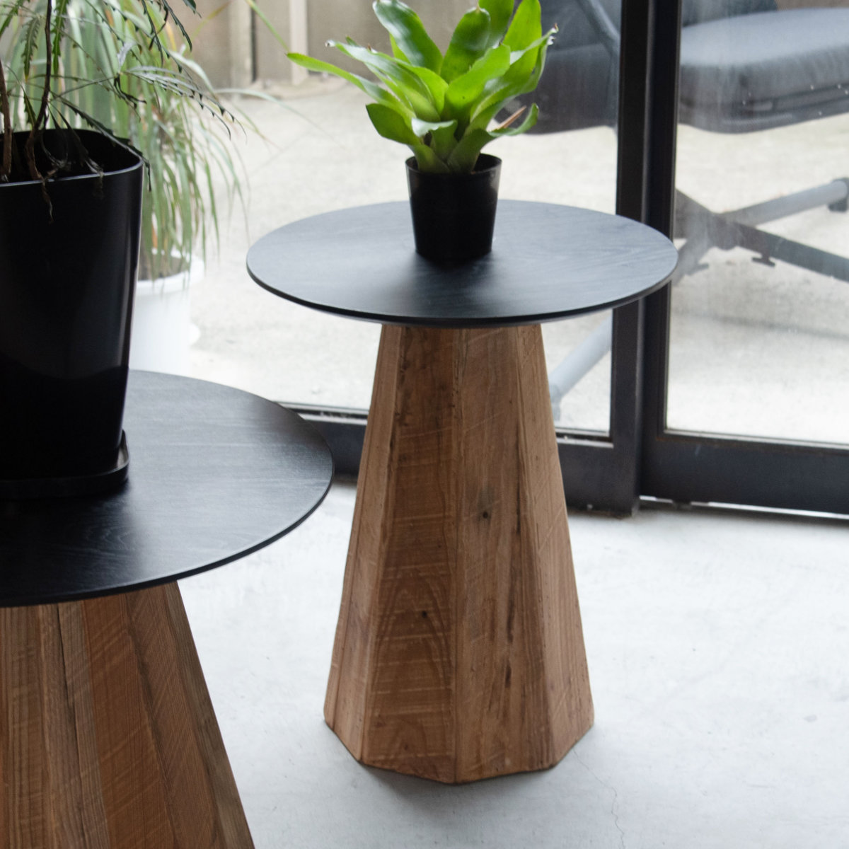 サイドテーブル 高さ56cm 天然木 丸 北欧 スリム テーブル 木目調 木製 おしゃれ かわいい リビング シンプル 円形 机 つくえ 北欧風 ディスプレイ ナイトテーブル ベッド ソファ サイドテーブル 高さ56cm 天然木 丸 北欧 スリム テーブル 木目調 木製 おしゃれ かわいい リビング シンプル 円形 机 つくえ 北欧風 ディスプレイ ナイトテーブル ベッド ソファ