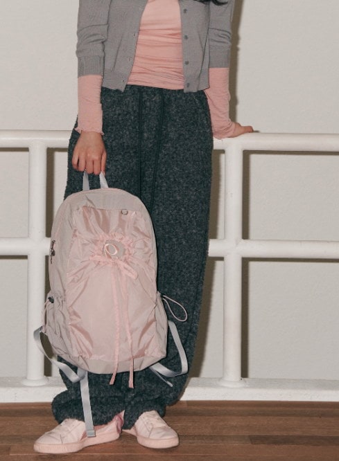 ☆韓国の人気☆【POIE】☆hole string PO backpac.k☆関税込☆ POIE☆Hole string PO backpack (POIE/バックパック・リュック