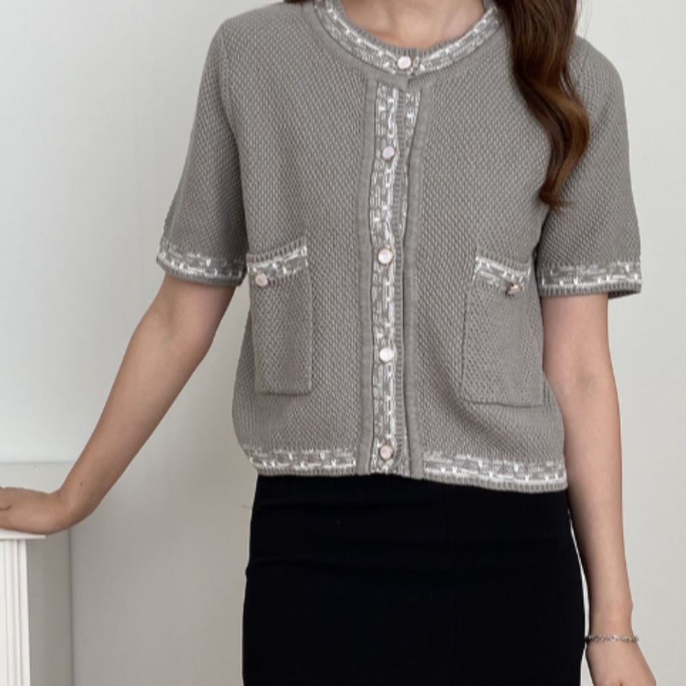 トップス カーディガン ニットカーディガン 半袖 ラウンドネック 前開き ボタン ニット かわいい 大人可愛い きれいめ シンプル カジュアル 上品 おしゃれ かっこいい 大人女子 こなれ感 個性的 トップス カーディガン ニットカーディガン 半袖 ラウンドネック 前開き ボタン ニット かわいい 大人可愛い きれいめ シンプル カジュアル 上品 おしゃれ かっこいい 大人女子 こなれ感 個性的