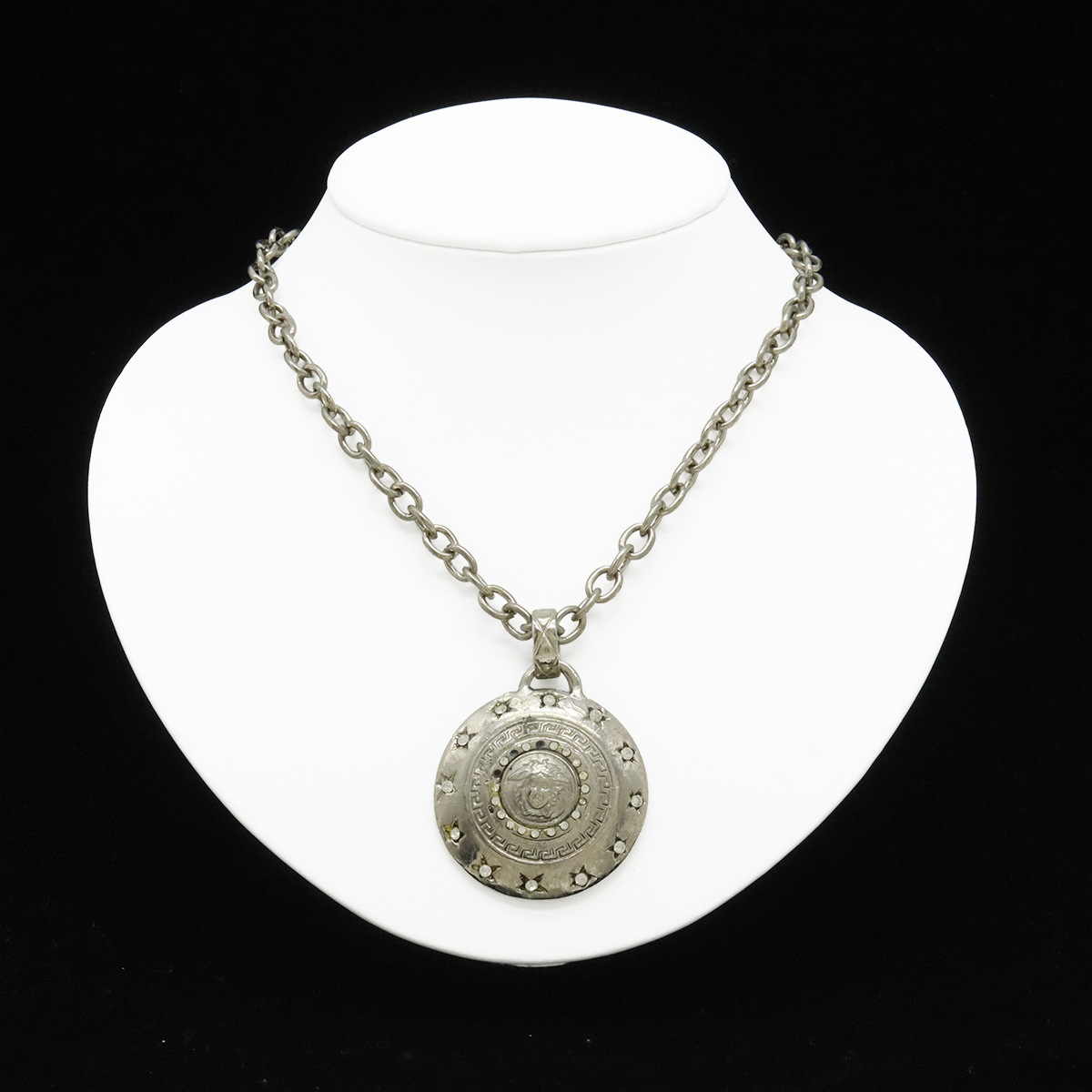 ェ ヴェルサーチ メドゥーサ メデューサ チェーンネックレス ペンダント スター メタル ストーン シルバ ェ ヴェルサーチ メドゥーサ メデューサ チェーンネックレス ペンダント スター メタル ストーン シルバ