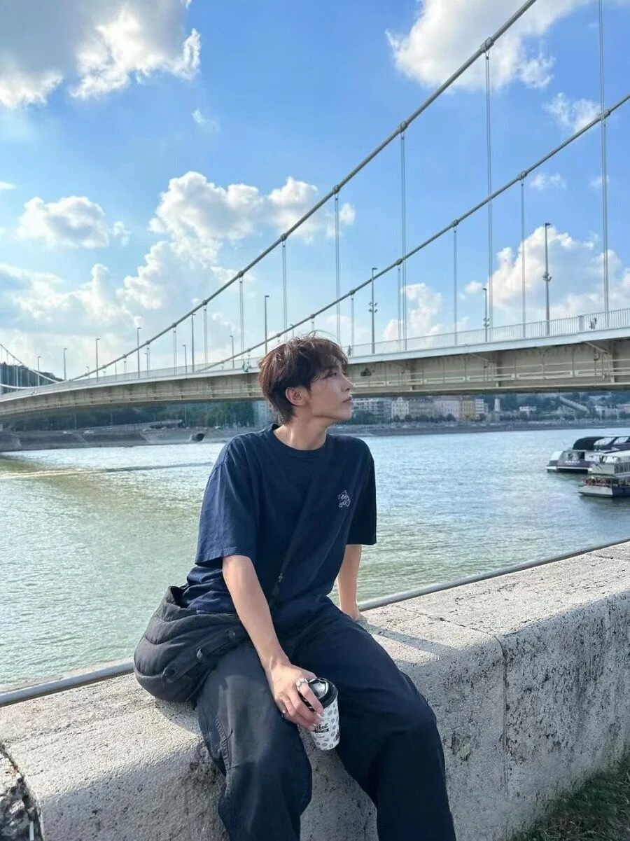 【急速出荷!2枚購入で300円 OFF!】撫盛ワイド半袖tシャツレディースゆったりコットンプリントトップス半袖2枚購入でカード1パスケース