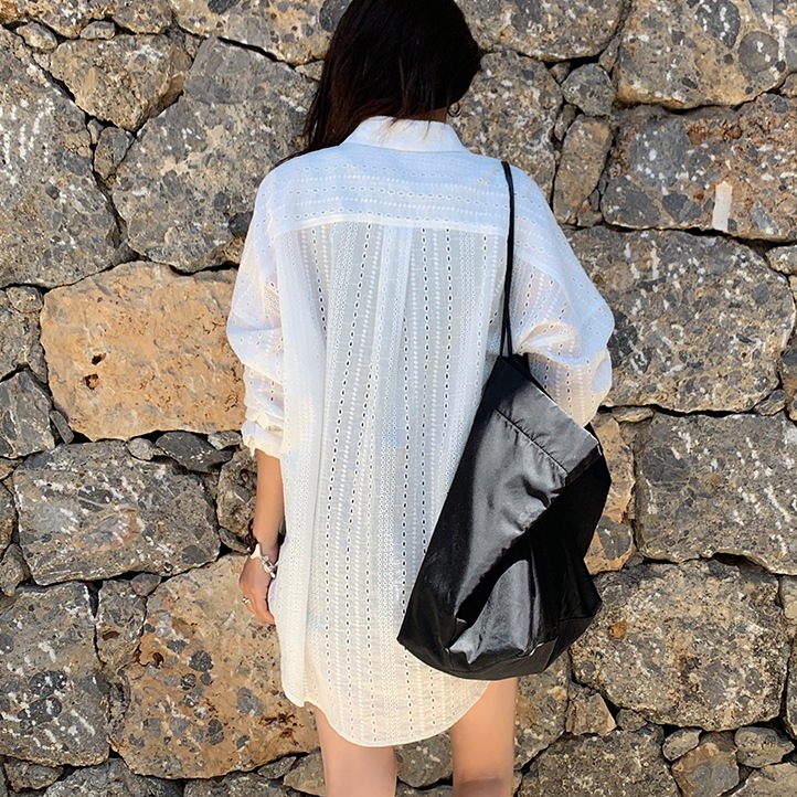 トップス シャツ ミディアム丈 長袖 角襟 前開き ボタン 透け感 かわいい 大人可愛い きれいめ シンプル 上品 おしゃれ かっこいい レトロ こなれ感 個性的 主役級 存在感 抜け感 トップス シャツ ミディアム丈 長袖 角襟 前開き ボタン 透け感 かわいい 大人可愛い きれいめ シンプル 上品 おしゃれ かっこいい レトロ こなれ感 個性的 主役級 存在感 抜け感