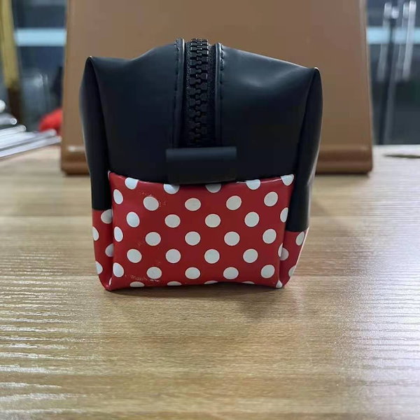Qoo10] 大好きミッキー3月新作新品入荷 収納ポー