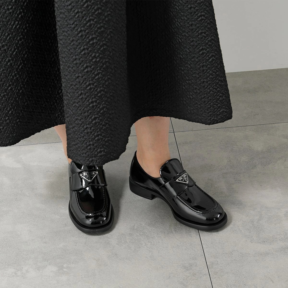 PRADA ブラック エナメル ローファー　size37 Black Monolith patent leather loafers | PRADA
