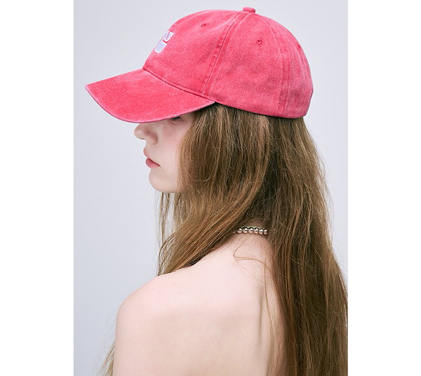 韓国インフルエンサー着用【Carlyn】New Logo Washed Cap 4色 Get the Carlyn New Logo Washed Cap, as seen on aespa's