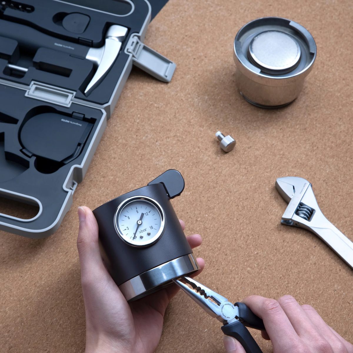 HOTO 12V ブラシレス ドリルドライバー セット 電動式 工具セット LEDディスプレイ ドライバー ビット ネイルハンマー ラジオペンチ モンキーレンチ オートロックメジャー