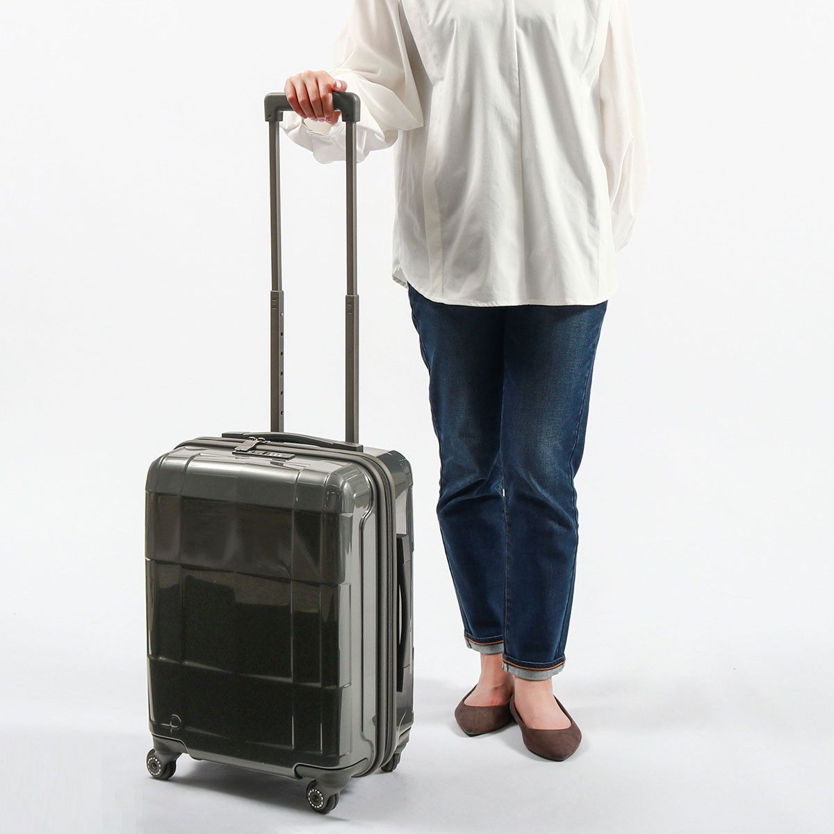 正規品3年保証 スーツケース スタリアCXR キャリーケース 37L Sサイズ 小型 1泊 2泊 軽量 機内持ち込み 旅行 出張 TSロック 4輪 日本製 02351 正規品3年保証 スーツケース スタリアCXR キャリーケース 37L Sサイズ 小型 1泊 2泊 軽量 機内持ち込み 旅行 出張 TSロック 4輪 日本製 02351