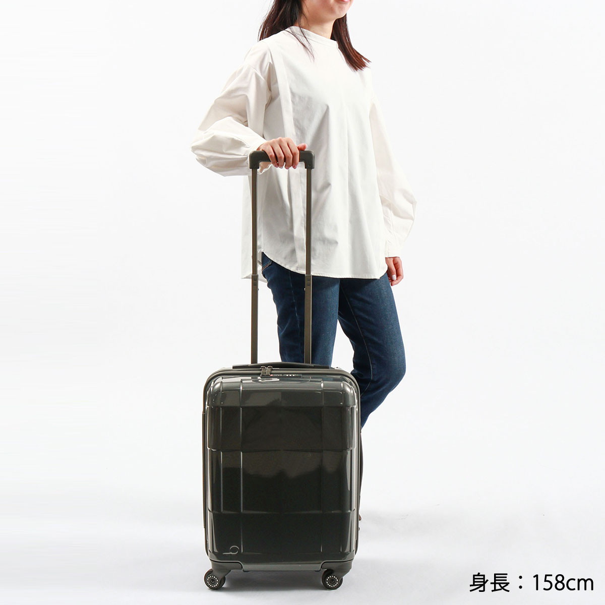 正規品3年保証 スーツケース スタリアCXR キャリーケース 37L Sサイズ 小型 1泊 2泊 軽量 機内持ち込み 旅行 出張 TSロック 4輪 日本製 02351 正規品3年保証 スーツケース スタリアCXR キャリーケース 37L Sサイズ 小型 1泊 2泊 軽量 機内持ち込み 旅行 出張 TSロック 4輪 日本製 02351