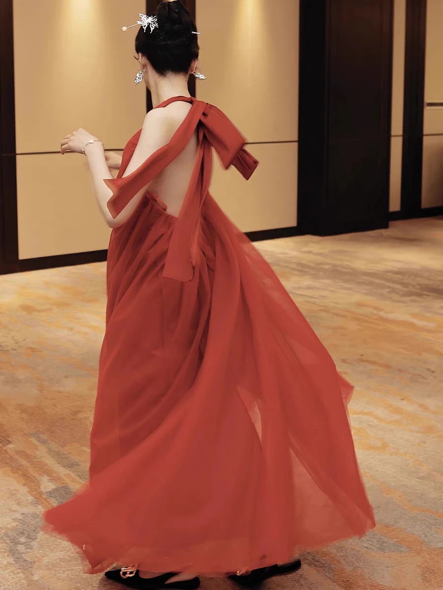 パーティードレス レッド ウエディングドレス 二次会 結婚式ドレス 安い 花嫁 フォトウエディング ビーチフォト 前撮り 後撮り 披露宴 激安 露背 リボン結び パーティードレス レッド ウエディングドレス 二次会 結婚式ドレス 安い 花嫁 フォトウエディング ビーチフォト 前撮り 後撮り 披露宴 激安 露背 リボン結び