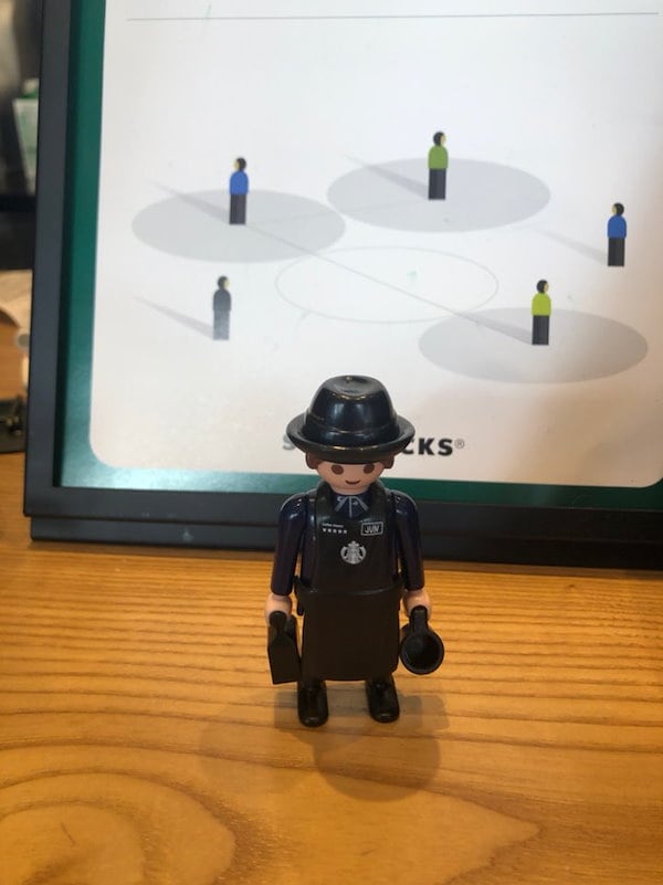 スターバックス プレイモービル フィギュア 2体セット Playmobil + Starbucks フィギュアセット 2体 - メルカリ