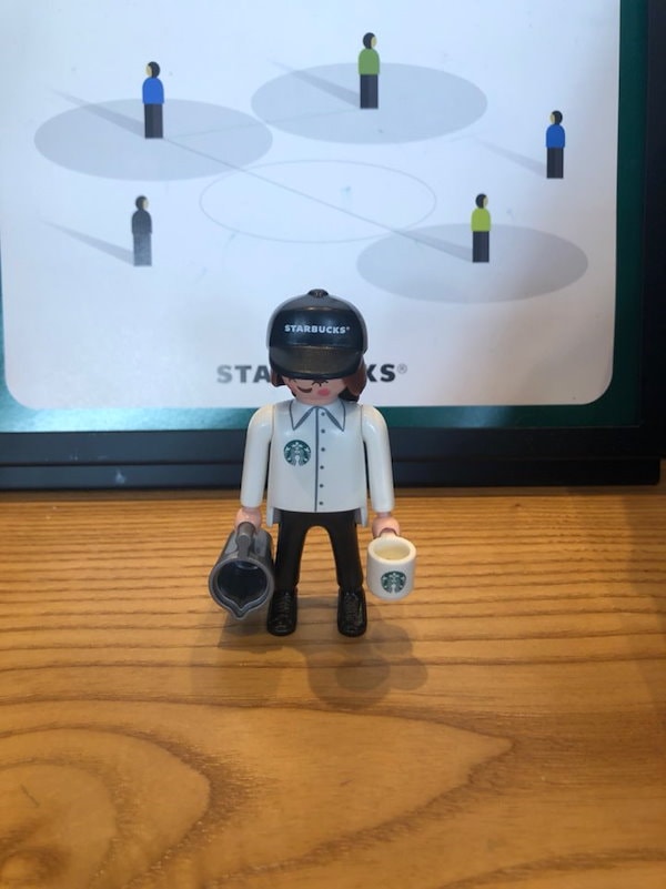 スターバックス プレイモービル フィギュア 2体セット Qoo10] スターバックス プレイモービルPLAYMOBIL X ス