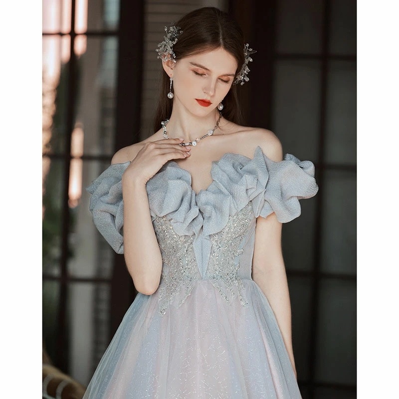 ロングドレス カラードレス オフショルダー 編み上げ 背中開き スパンコール 刺繍 パーティー イベント ピアノ ゴージャス プリンセスライン ロングドレス カラードレス 演奏会 袖なし オフショルダー パーティードレス シルバー 銀色 お色直し 結婚式 フォト婚 ピアノ発表会  イブニングドレス 花柄 バックレスドレス 編み上げ プリンセスライン 透け感 イベント 演出 舞台 ステージ 衣装 S M L XL 2XL  dc001x1