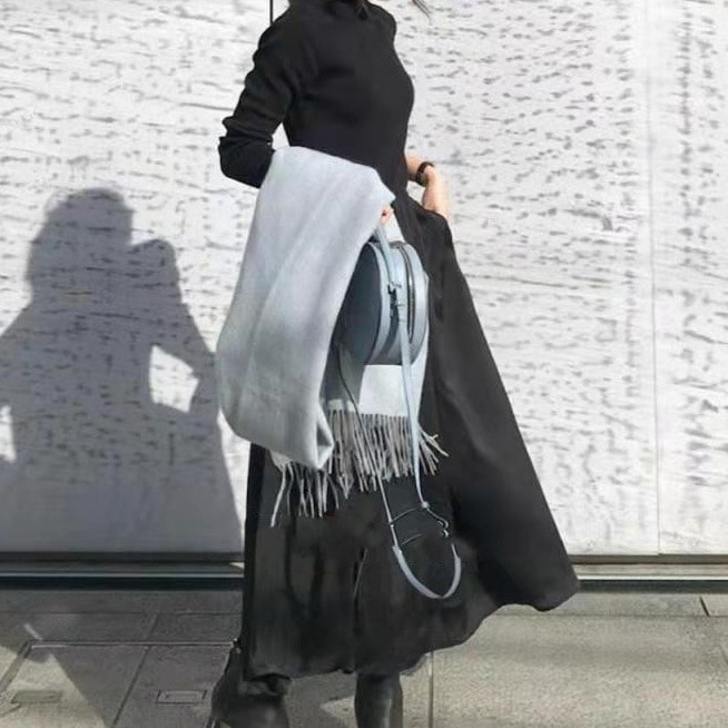 【上品な可愛さ】 エレガント 無地 透かし彫り ラウンドネック Aライン ニットワンピース 【上品な可愛さ】 エレガント 無地 透かし彫り ラウンドネック Aライン ニットワンピース