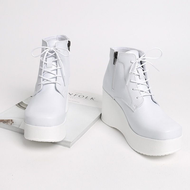 厚底ブーツ 8.5cm プラットフォームシューズ 軽い履き心地 安定感 洗練されたデザイン