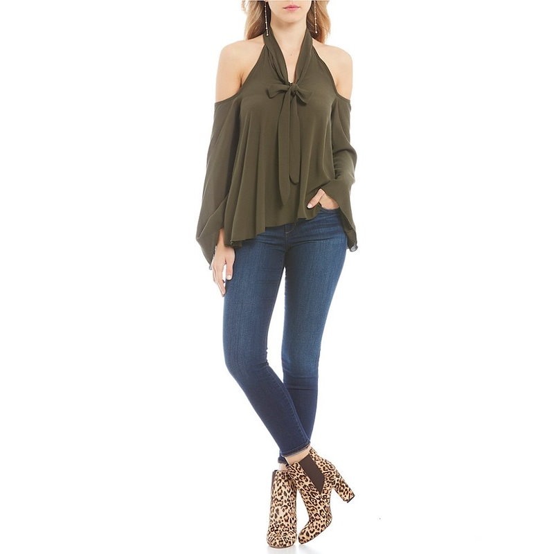 エラン レディース トップス ブラウス・シャツ【Elan Cold Shoulder Bell Sleeve Top】Dark Olive エラン レディース トップス ブラウス・シャツ【Elan Cold Shoulder Bell Sleeve Top】Dark Olive